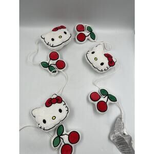 H&M Home White Hello Kitty Appliquéd Garland